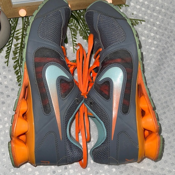 Nike Reax Run (599562-008) Size 9 Gray/Orange/Teal. 🏋️‍♀️ - Picture 7 of 8